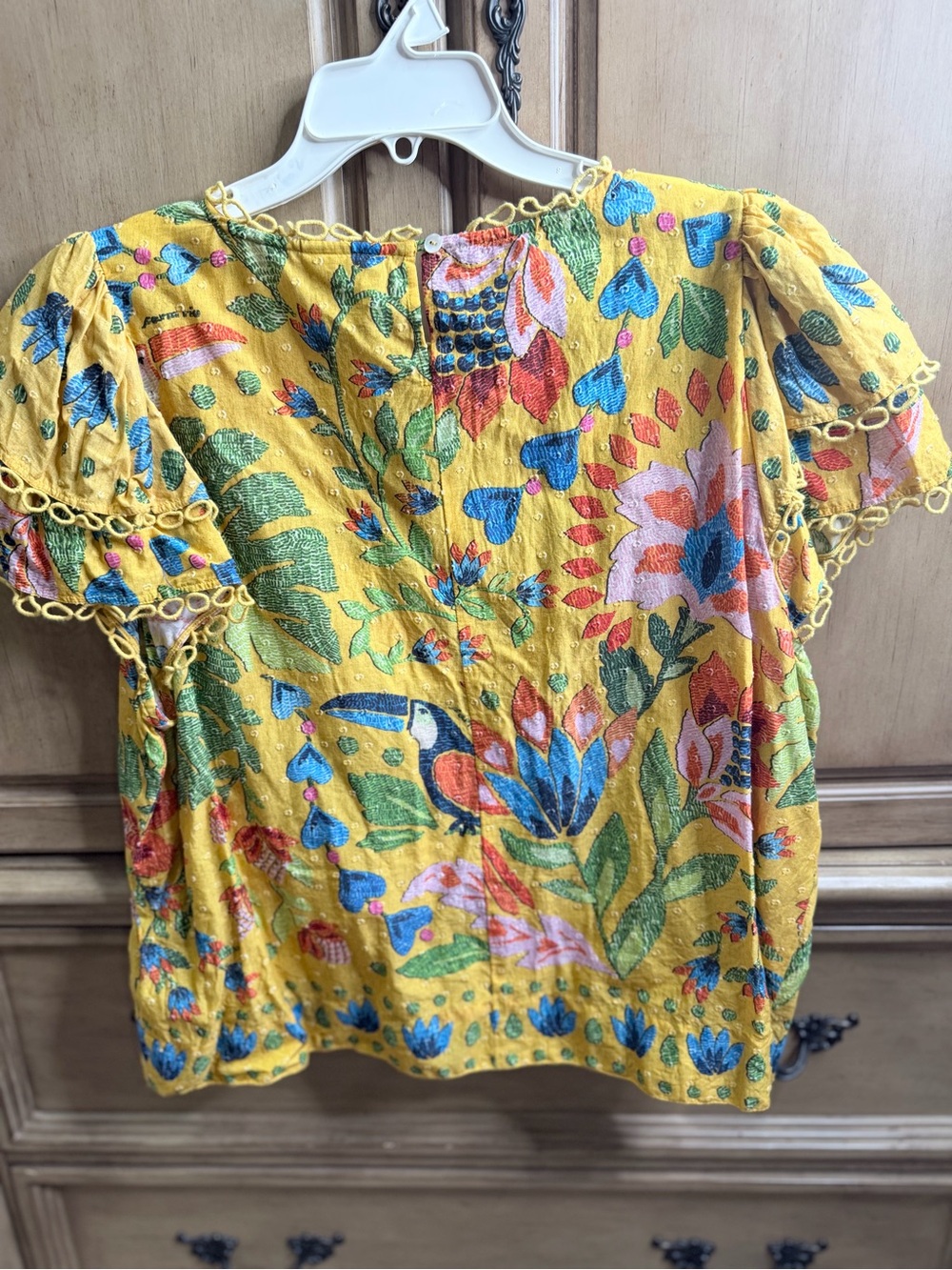 FARM Rio Yellow Floral Pintuck Flutter-Sleeve Blouse - Picture 3 of 3